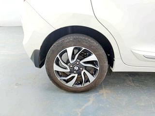Used 2021 Maruti Suzuki Baleno [2019-2022] Alpha AT Petrol Petrol Automatic tyres RIGHT REAR TYRE RIM VIEW