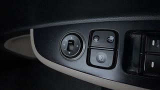 Used 2018 Hyundai Grand i10 [2017-2020] Magna 1.2 Kappa VTVT Petrol Manual top_features Adjustable ORVM