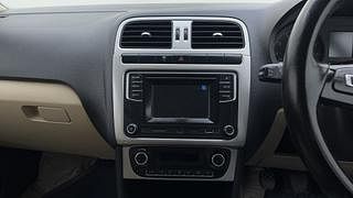 Used 2016 Volkswagen Polo [2015-2019] Highline1.2L (P) Petrol Manual interior MUSIC SYSTEM & AC CONTROL VIEW