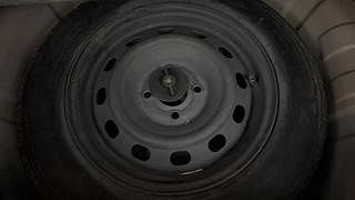 Used 2016 Mahindra KUV100 [2015-2017] K6 D 6 STR Diesel Manual tyres SPARE TYRE VIEW