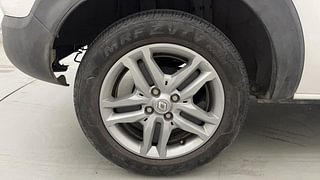 Used 2020 Renault Triber RXZ AMT Petrol Automatic tyres RIGHT REAR TYRE RIM VIEW