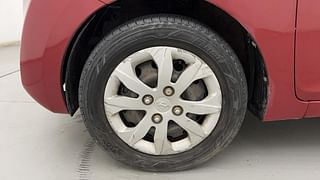 Used 2014 Hyundai Eon Magna 1.0l Petrol MT Petrol Manual tyres LEFT FRONT TYRE RIM VIEW