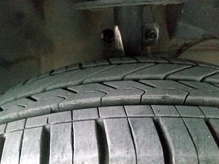 Used 2019 Maruti Suzuki Dzire [2017-2020] VXI AMT Petrol Automatic tyres RIGHT FRONT TYRE TREAD VIEW