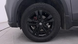 Used 2018 Maruti Suzuki Vitara Brezza [2018-2020] ZDi AMT Diesel Automatic tyres LEFT FRONT TYRE RIM VIEW