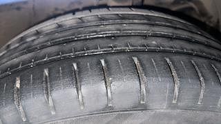 Used 2016 Maruti Suzuki Baleno [2015-2019] Alpha Petrol Petrol Manual tyres RIGHT FRONT TYRE TREAD VIEW