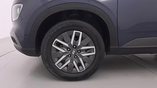 Used 2022 Hyundai Venue [2019-2022] SX 1.5 CRDI Diesel Manual tyres LEFT FRONT TYRE RIM VIEW