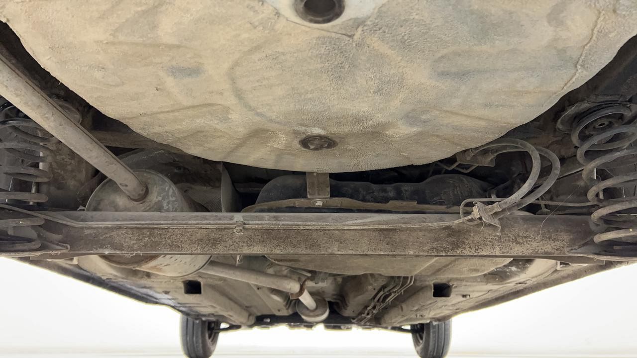 Used 2018 Renault Kwid [2015-2019] RXT Petrol Manual extra REAR UNDERBODY VIEW (TAKEN FROM REAR)