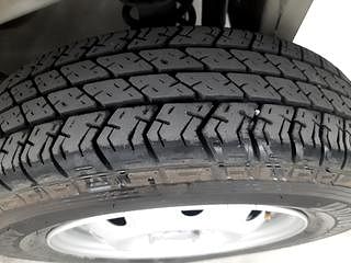 Used 2020 Maruti Suzuki Eeco AC 5 STR Petrol Manual tyres LEFT REAR TYRE TREAD VIEW