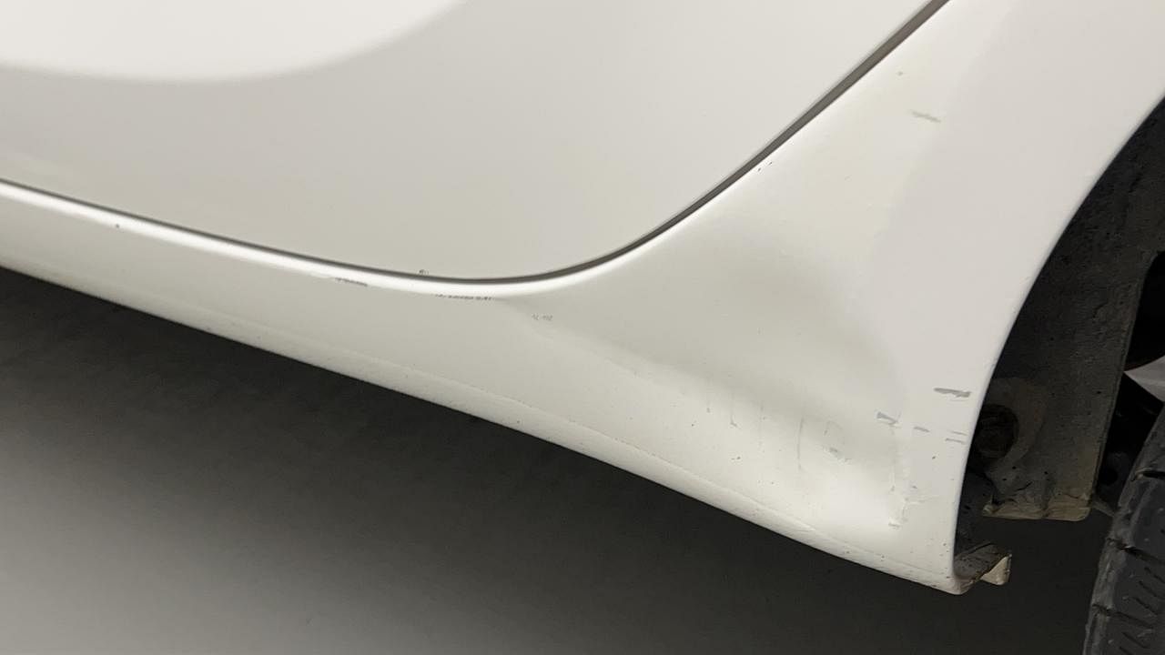 Used 2011 Hyundai i20 [2008-2012] Magna 1.2 Petrol Manual dents MINOR DENT