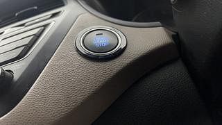 Used 2015 Hyundai Elite i20 [2014-2018] Sportz 1.2 (O) Petrol Manual top_features Keyless start