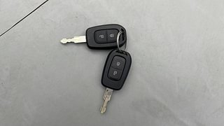 Used 2020 Renault Kwid RXL Petrol Manual extra CAR KEY VIEW