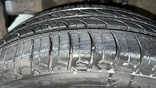Used 2016 Honda Amaze 1.2L SX Petrol Manual tyres LEFT FRONT TYRE TREAD VIEW