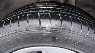 Used 2016 Hyundai Creta [2015-2018] 1.6 S Petrol Petrol Manual tyres LEFT REAR TYRE TREAD VIEW