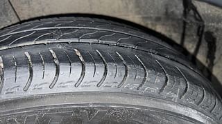 Used 2021 Honda Amaze 1.2 VX i-VTEC Petrol Manual tyres RIGHT REAR TYRE TREAD VIEW