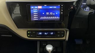 Used 2017 Toyota Corolla Altis [2017-2020] G CVT Petrol Petrol Automatic interior MUSIC SYSTEM & AC CONTROL VIEW