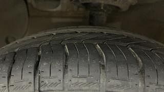 Used 2016 Hyundai Grand i10 [2013-2017] Magna 1.2 Kappa VTVT Petrol Manual tyres LEFT FRONT TYRE TREAD VIEW