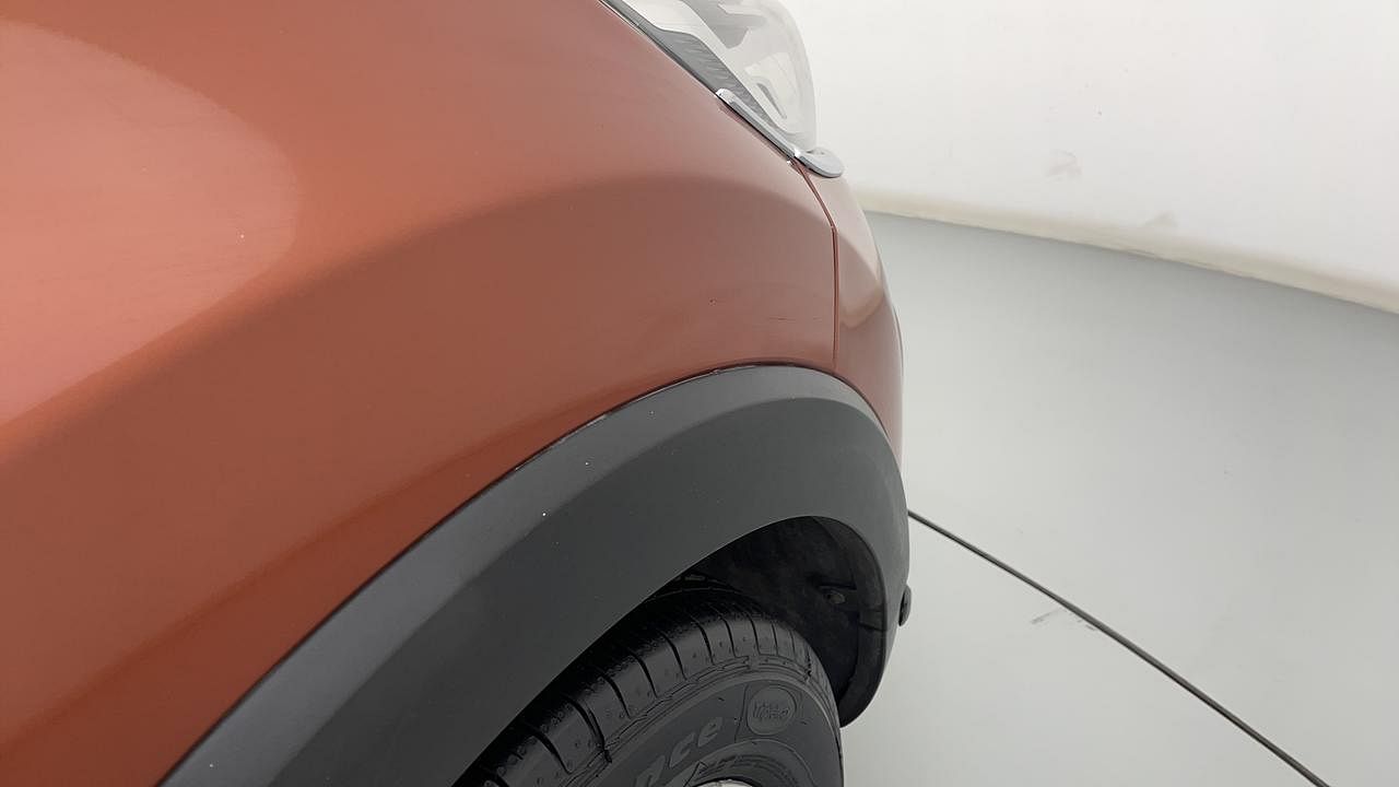Used 2017 Renault Captur [2017-2020] Platine Diesel Dual tone Diesel Manual dents MINOR SCRATCH