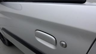 Used 2015 Maruti Suzuki Alto 800 [2012-2016] Lxi Petrol Manual dents MINOR SCRATCH