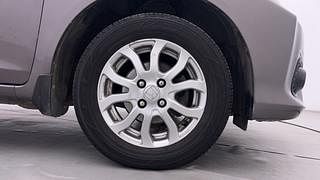 Used 2016 Honda Amaze 1.2L VX Petrol Manual tyres RIGHT FRONT TYRE RIM VIEW