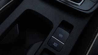 Used 2021 Hyundai Creta SX (O) Diesel Diesel Manual top_features Electronic parking brake