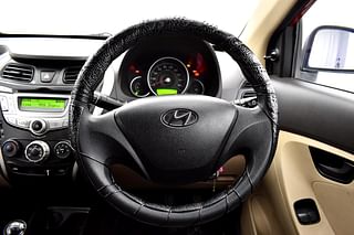 Used 2012 Hyundai Eon [2011-2018] Magna Petrol Manual interior STEERING VIEW