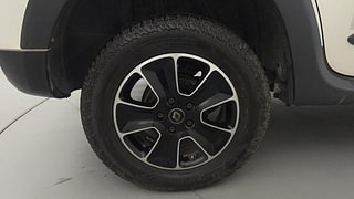 Used 2018 Renault Duster [2015-2019] 110 PS RXZ 4X2 AMT Diesel Automatic tyres RIGHT REAR TYRE RIM VIEW