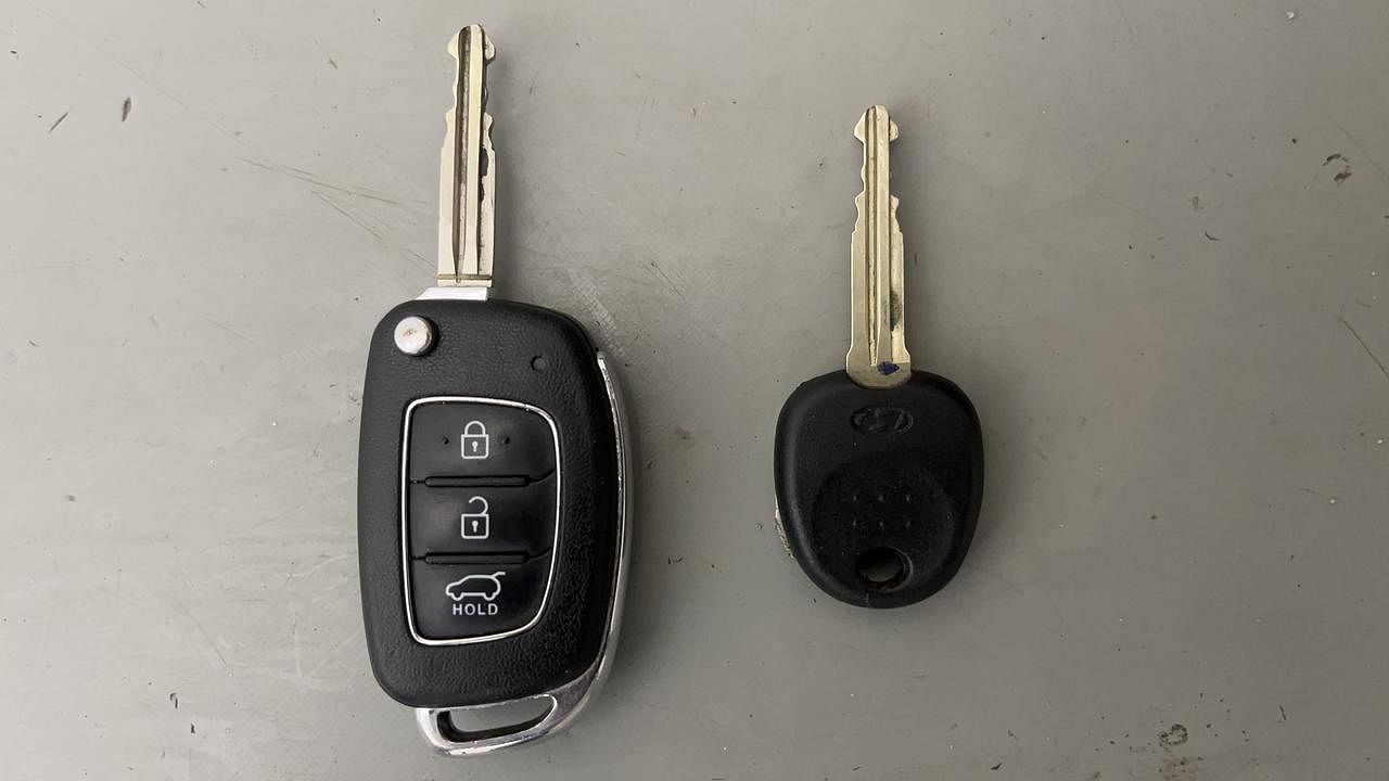 Used 2018 Hyundai i20 Active [2015-2020] 1.2 S Petrol Manual extra CAR KEY VIEW