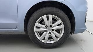 Used 2015 Maruti Suzuki Ertiga [2015-2018] ZXI+ Petrol Manual tyres RIGHT FRONT TYRE RIM VIEW