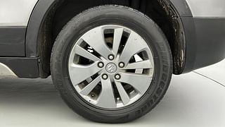 Used 2016 Maruti Suzuki S-Cross [2015-2017] Alpha 1.3 Diesel Manual tyres LEFT REAR TYRE RIM VIEW