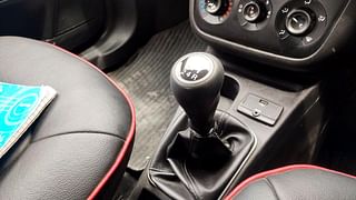 Used 2014 Fiat Punto Evo [2014-2018] Dynamic Multijet 1.3 Diesel Manual interior GEAR  KNOB VIEW