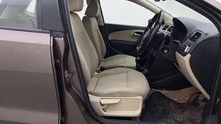 Used 2016 Volkswagen Polo [2015-2019] Highline1.2L (P) Petrol Manual interior RIGHT SIDE FRONT DOOR CABIN VIEW