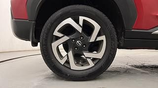 Used 2021 Nissan Magnite XV Premium Turbo CVT (O) Dual Tone Petrol Automatic tyres RIGHT REAR TYRE RIM VIEW