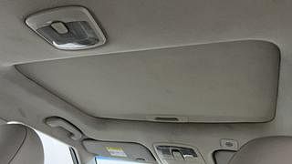 Used 2019 Mahindra XUV 300 W8 (O) Dual Tone Diesel Diesel Manual top_features Sunroof