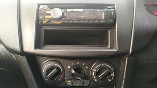 Used 2013 Maruti Suzuki Swift [2011-2017] VXi Petrol Manual interior MUSIC SYSTEM & AC CONTROL VIEW