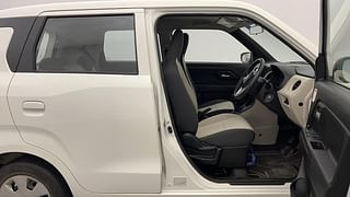 Used 2022 Maruti Suzuki Wagon R 1.0 VXI CNG Petrol+cng Manual interior RIGHT SIDE FRONT DOOR CABIN VIEW