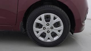 Used 2015 Hyundai Grand i10 [2013-2017] Magna 1.2 Kappa VTVT Petrol Manual tyres RIGHT FRONT TYRE RIM VIEW
