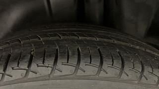 Used 2014 Maruti Suzuki Ciaz [2014-2017] VXi Petrol Manual tyres LEFT REAR TYRE TREAD VIEW