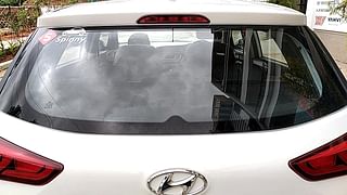 Used 2015 Hyundai Elite i20 [2014-2018] Magna 1.2 Petrol Manual exterior BACK WINDSHIELD VIEW