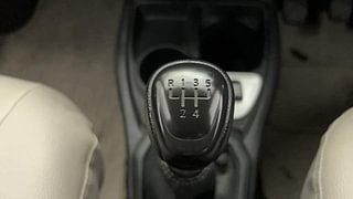 Used 2017 Datsun Redi-GO [2015-2019] T(O) 1.0 Petrol Manual interior GEAR  KNOB VIEW