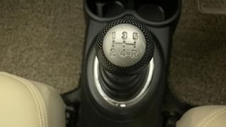Used 2014 Honda Amaze 1.5L S Diesel Manual interior GEAR  KNOB VIEW