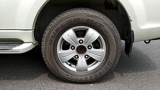Used 2014 Tata Safari Storme [2015-2019] 2.2 VX 4x2 Diesel Manual tyres LEFT REAR TYRE RIM VIEW