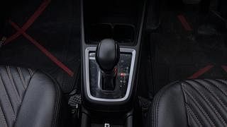 Used 2019 Maruti Suzuki Swift [2017-2021] VXI AMT Petrol Automatic interior GEAR  KNOB VIEW
