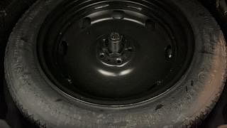 Used 2018 Volkswagen Tiguan [2017-2020] Highline TDI Diesel Automatic tyres SPARE TYRE VIEW