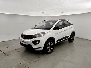 Used 2018 Tata Nexon [2017-2020] XZ Diesel Diesel Manual exterior LEFT FRONT CORNER VIEW