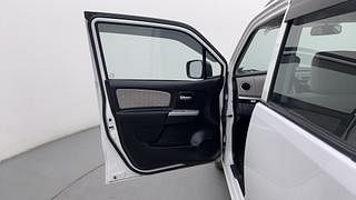 Used 2016 Maruti Suzuki Wagon R 1.0 [2015-2019] VXi (O) AMT Petrol Automatic interior LEFT FRONT DOOR OPEN VIEW