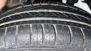 Used 2018 Mahindra KUV100 NXT K6+ 6 STR Petrol Manual tyres LEFT REAR TYRE TREAD VIEW