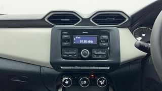 Used 2022 Nissan Magnite XL Petrol Manual interior MUSIC SYSTEM & AC CONTROL VIEW