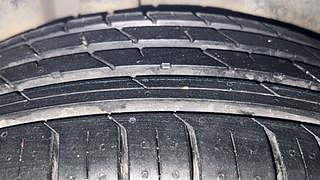 Used 2013 Skoda Rapid [2011-2016] Elegance Diesel MT Diesel Manual tyres RIGHT REAR TYRE TREAD VIEW