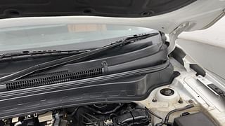 Used 2020 Kia Seltos HTK Plus D Diesel Manual engine ENGINE LEFT SIDE HINGE & APRON VIEW
