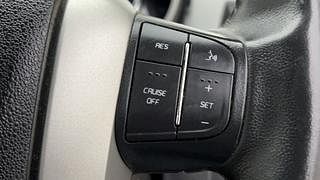 Used 2018 Mahindra XUV500 [2015-2018] W10 AT Diesel Automatic top_features Cruise control